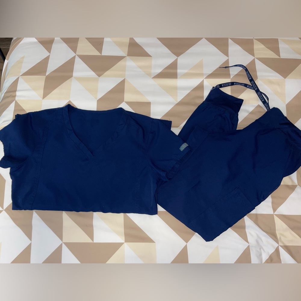 Med couture scrubs